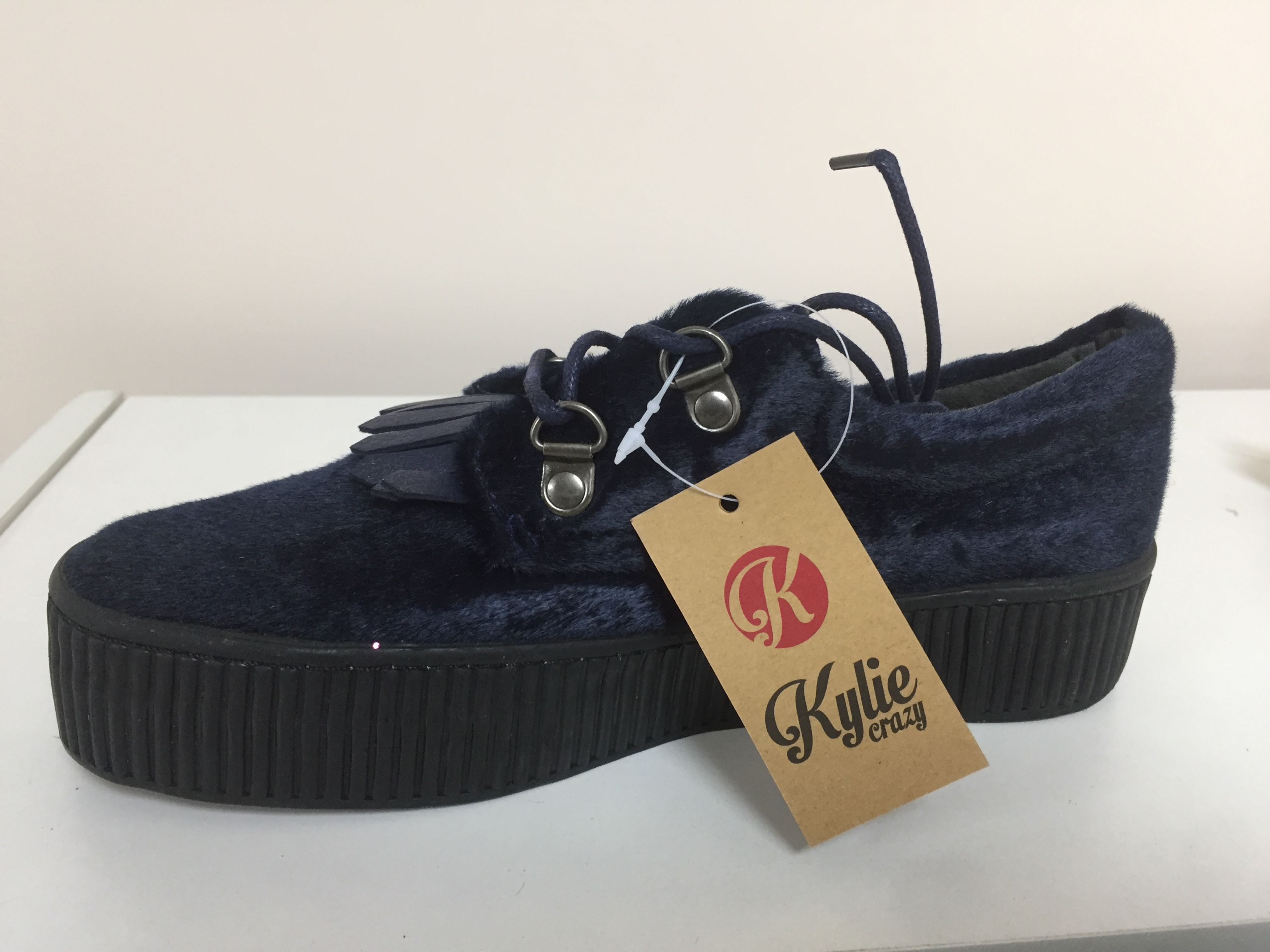 ���� �� 22.02. ���!!! ����������� ������ ����� �� 1400�! ����������, ������� ������! ������� � �������, �����, ��������� �� 200� 27