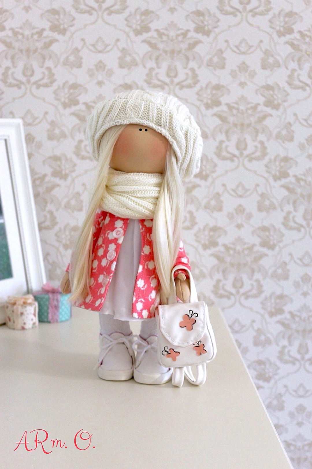 ��������