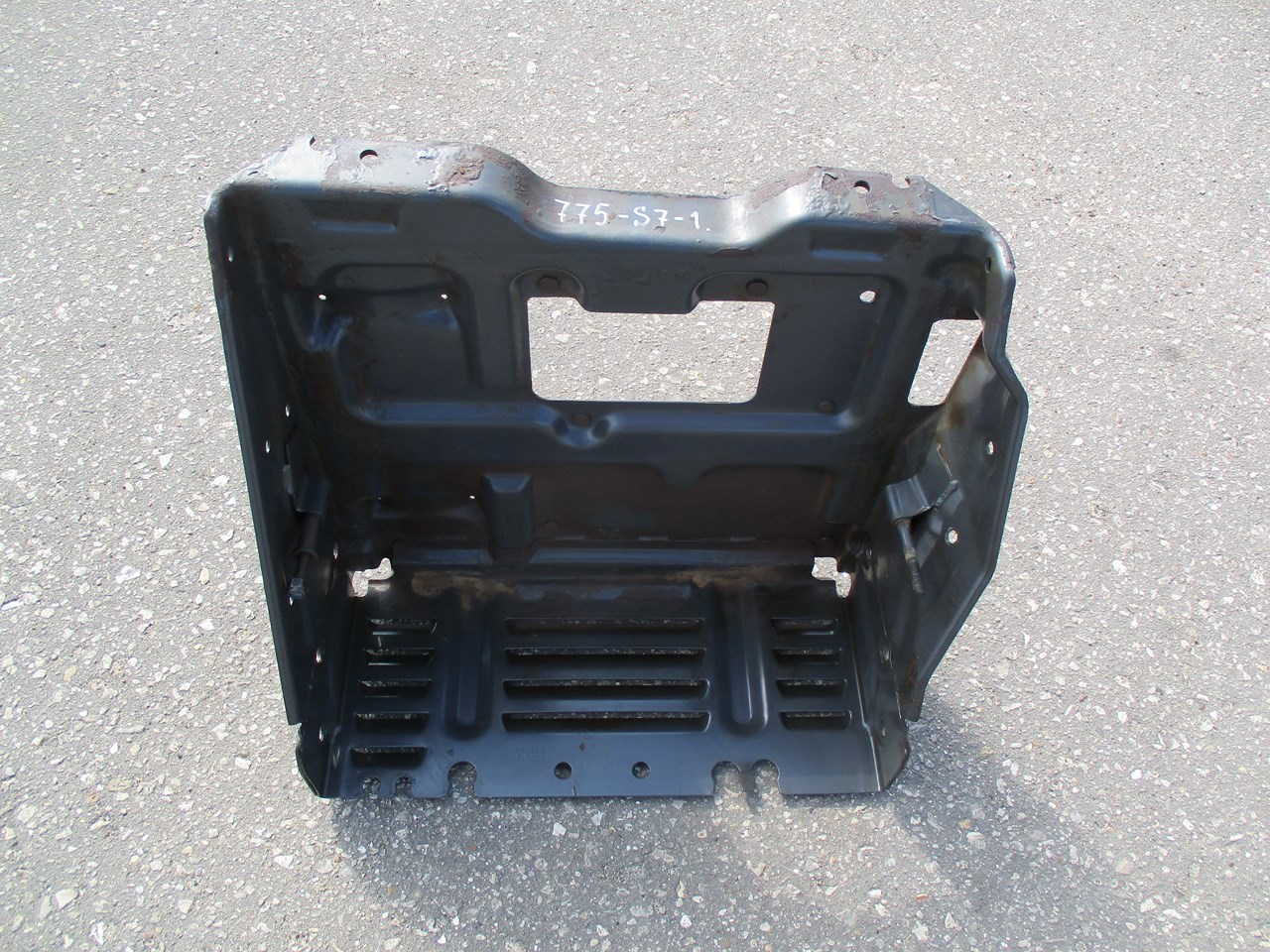 �������������� ���� 775