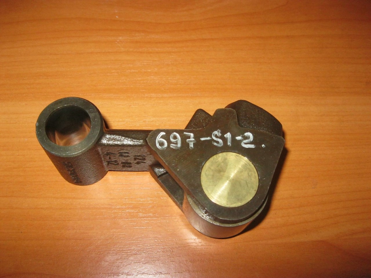 ��������� ��������� ����� �������� (D11, D12) 697