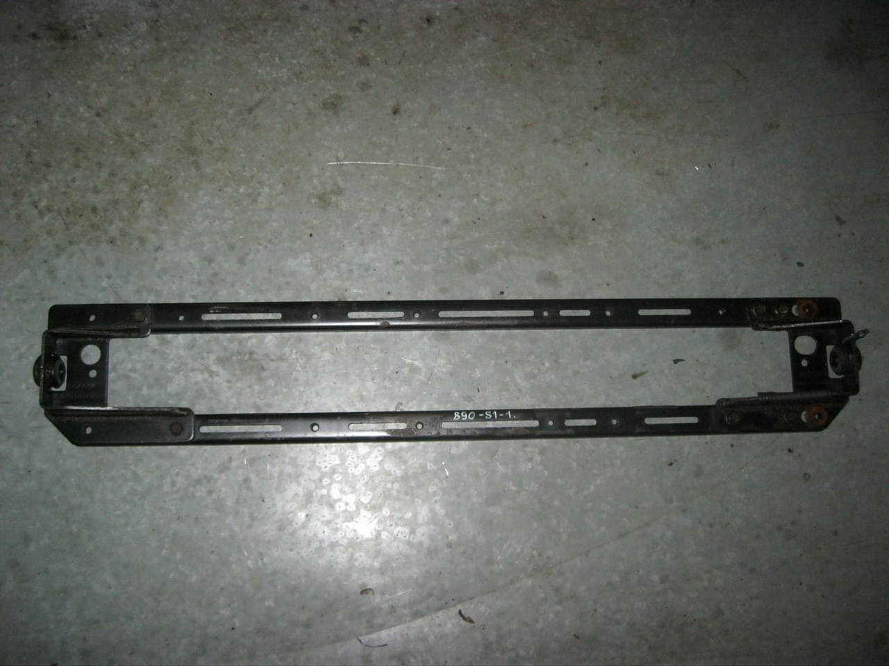 ���� ��������� ��������� � ����� 890