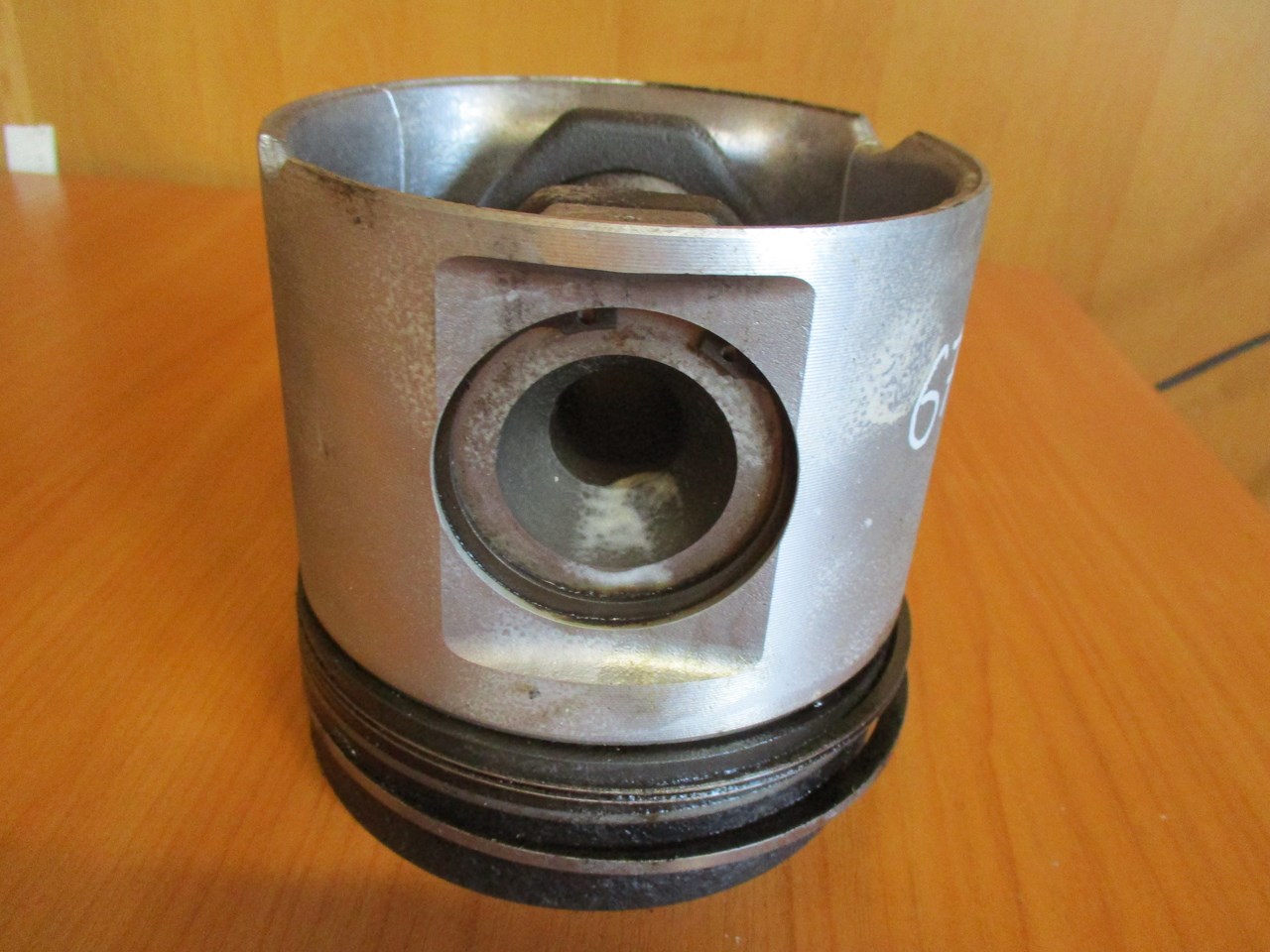 ������� HPI D12 679