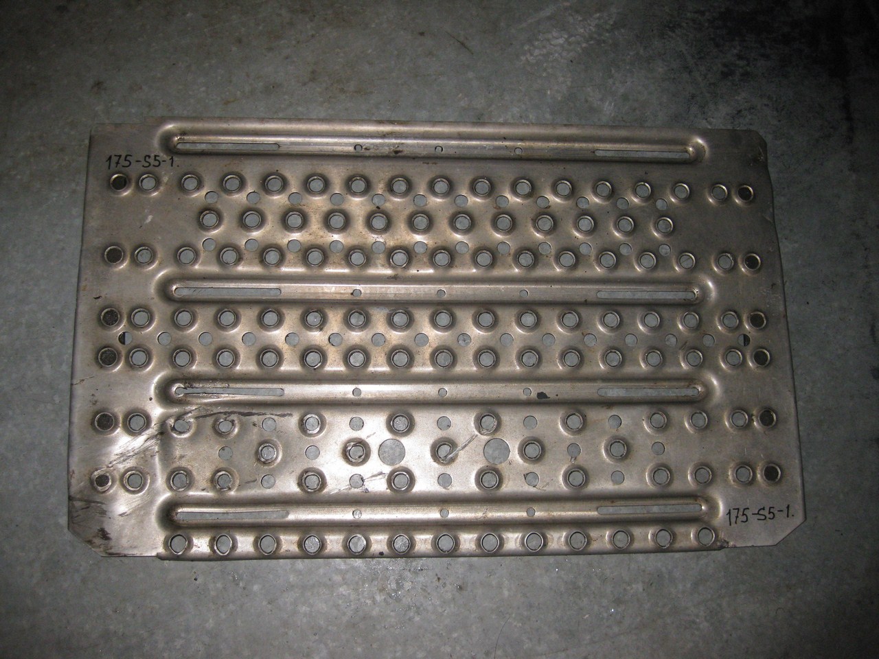 ������ ��� ���  F957/958 175