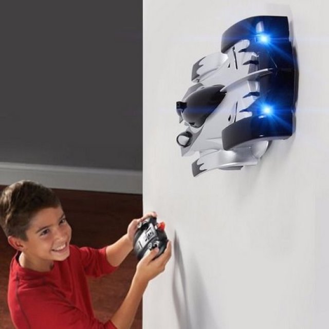 ����� ������ ������� - ������������������ ������� Wall Climber - ����� �� ������� � ������.