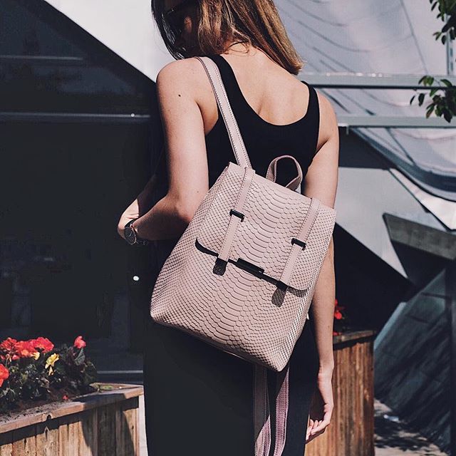 ���� ������� �� 31 �������. �������� �������� � �����, �������� ��������� � ������ ������. �� ���� ��������������� �� �������� ������ ����. ���� ������� ������ � ���������� �������� �� ��������