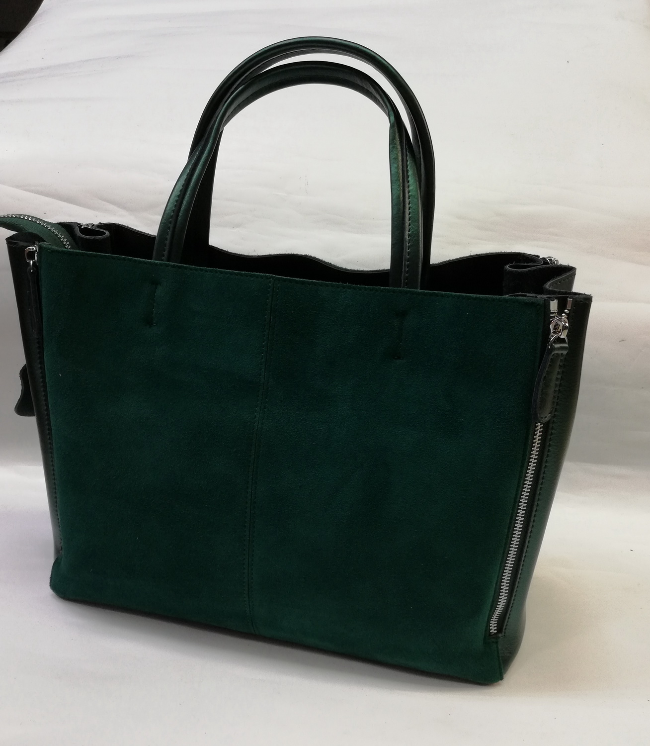 ���� �� 26.10. Colibri.����� � ����� ����� � ������ ����������� ����! �����-�������, ���������, ��������,���������,���� � ����� �������,� ��������-�������� � ����� ������.����������� ����,�����,����������������,��������� ���������,�������� ����-8.