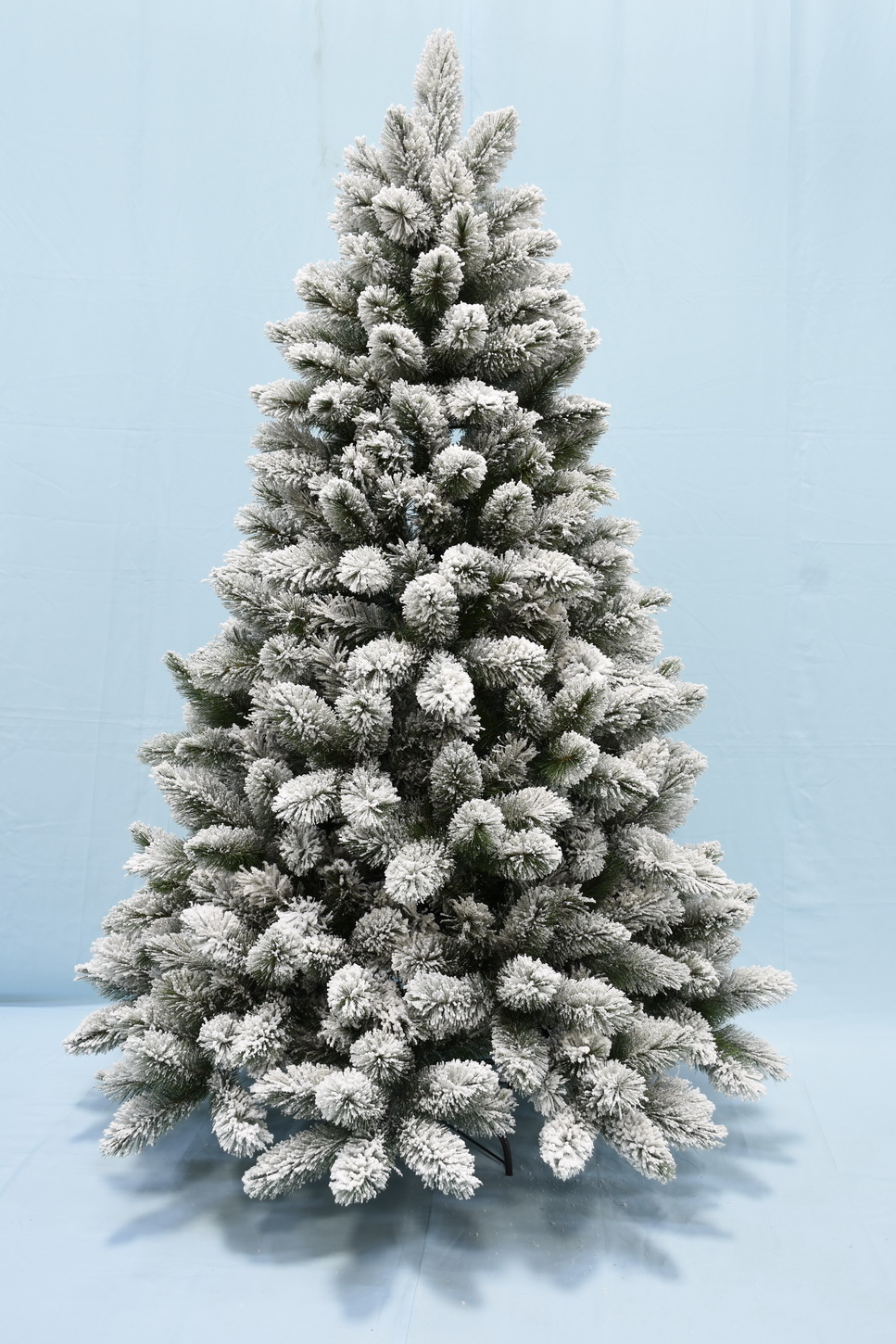 ���� �� 01.11. �������������� ������ Forest Market �� ��������� �����.