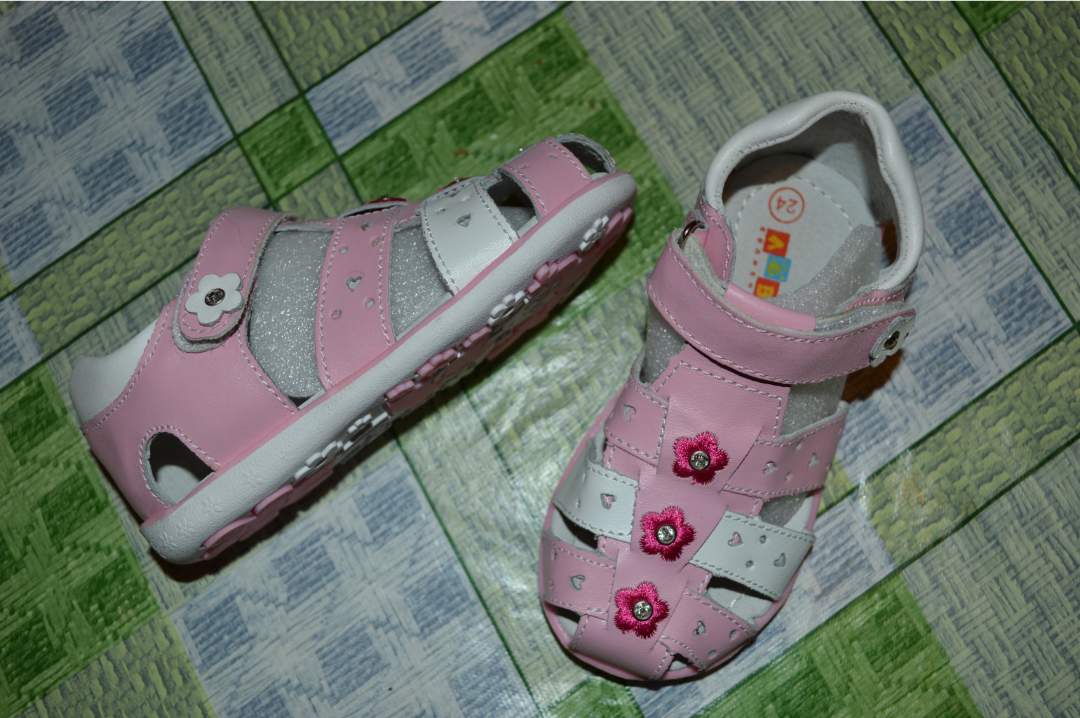 �������, ����� ������� �������� 24 � 25 ������� �� 450���, ����� � ������, � ��������� �������, � ������� ����� �� 450��� � ������