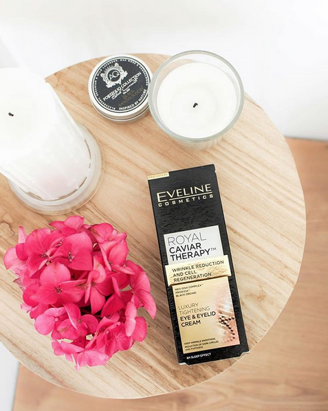 ������������ ���� ��� ������� ������ ���� �� ����� Royal Caviar Therapy �� Eveline �������� �����ģ� ��� ����� �� ������ �����. ���� �� ������������ ����������� ������ � �������� ������, � �ݣ �������� �������� � ԣ����� ������� ��� �������.