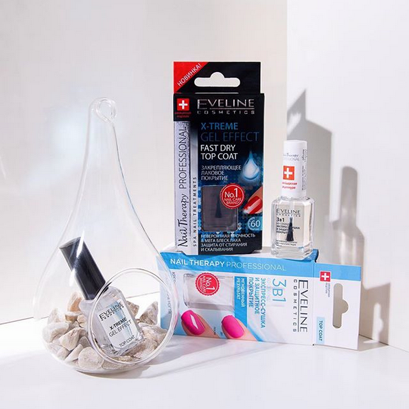 ��� ������ �������� ���, � ����� �������� ����� ��������? �������� �������� ��� 2 ��������: ��������-����� � �������� ��������, ������� ������� �������� ��� ����� �� 60 ������, � ����� �� ����������� �������� Extreme Effect Fast Dry Top Coat, ������� ����