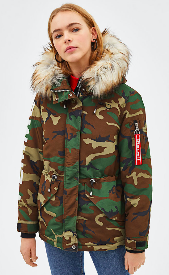 �����  ������� ������ � ��������� BERSHKA 3500 ���