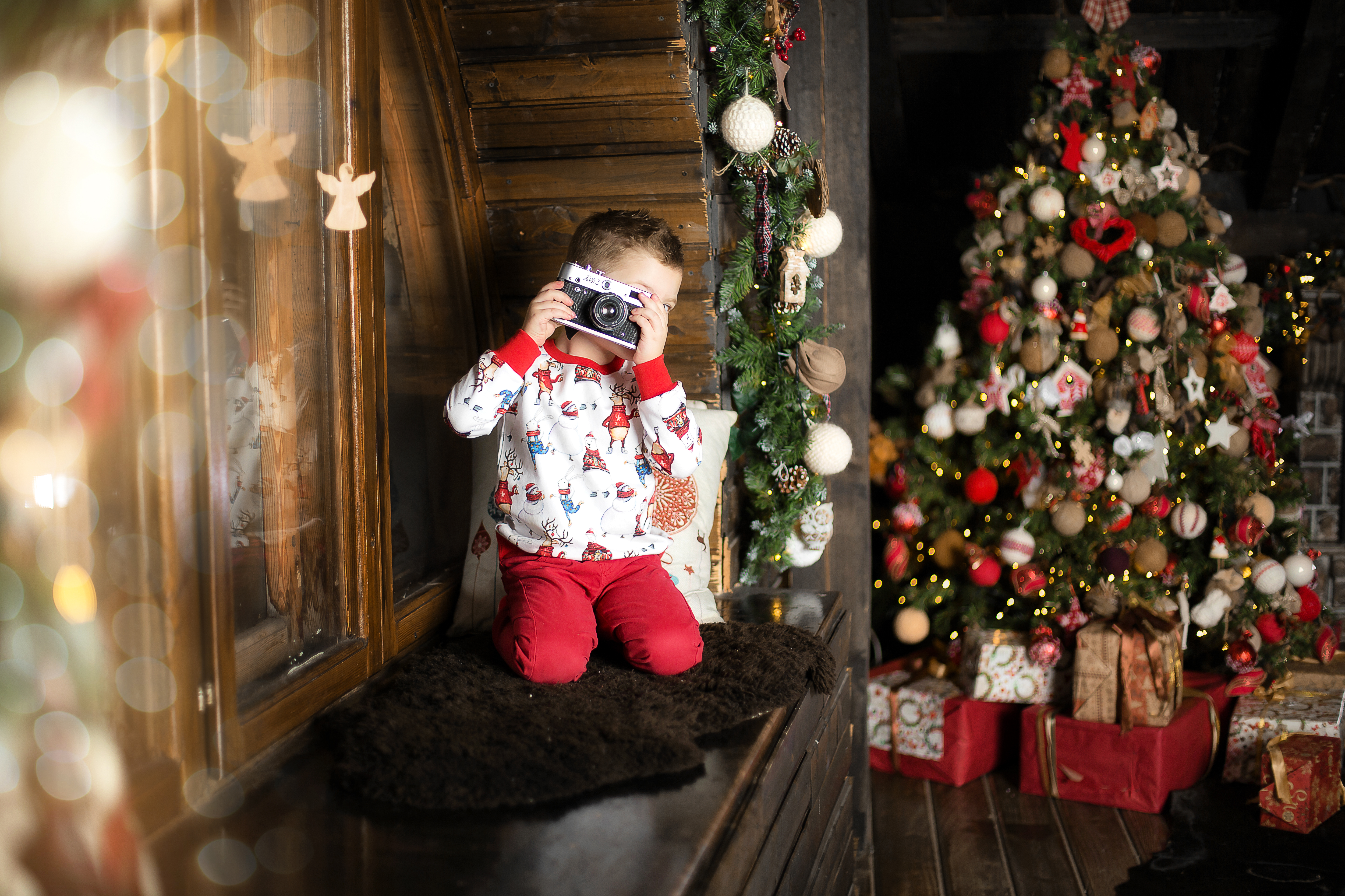 �� 4 ������� 1 ����� �� ���������� ���������� �� 2000!