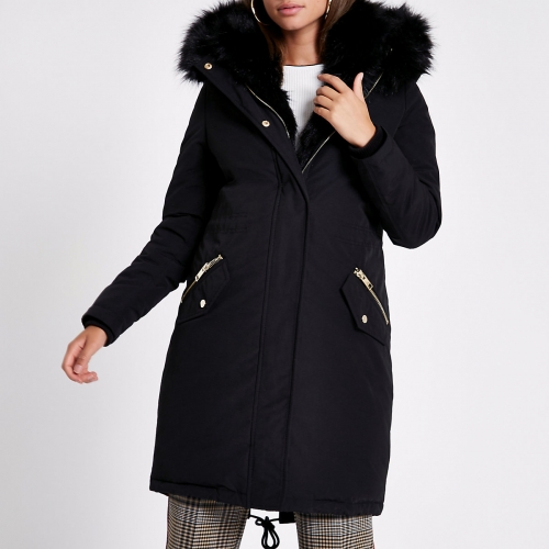 ����� ������ ������� ���� RIVER ISLAND  4900 ���