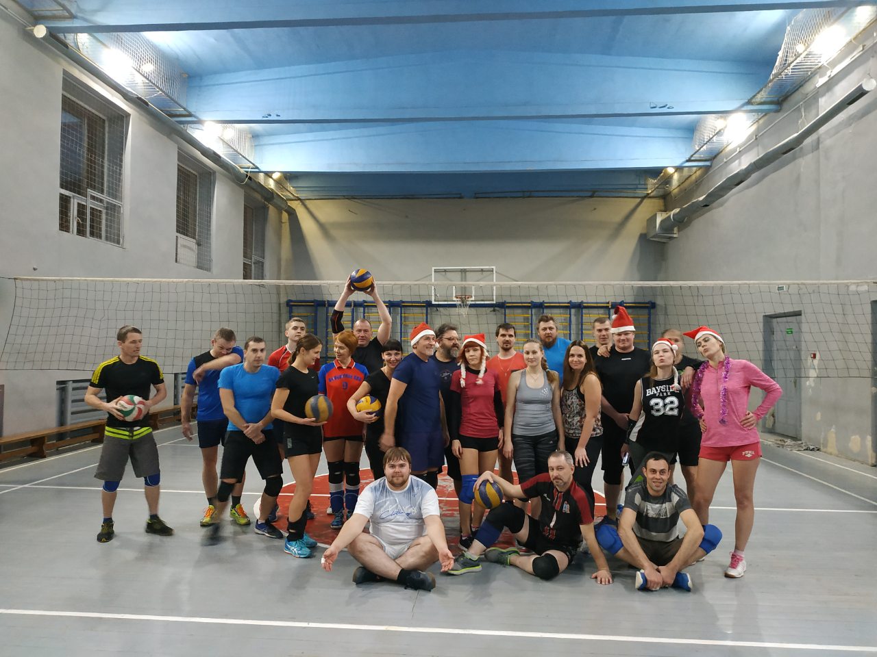 ����� ���