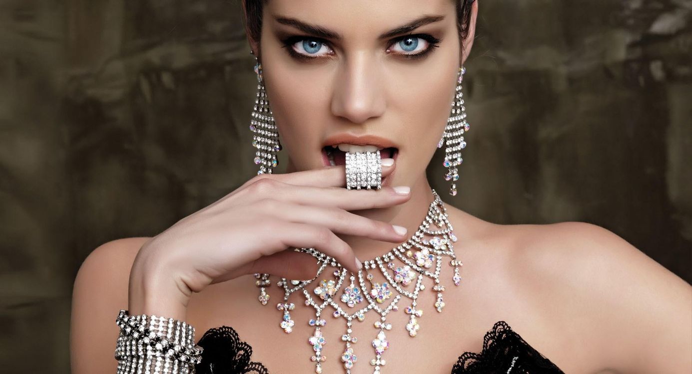 ������� ��������� ��������� ��������, �������������� �������! ����� ������, �������� ����������: �����,���������,������, ������, ��������, �����, ������� ��� �����. � ���� ����� ������!!!! ���� � 8 �����!!!