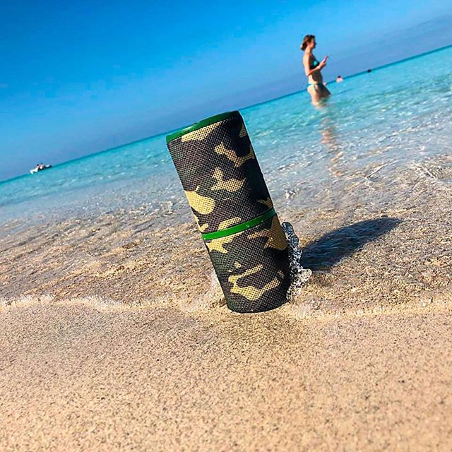 ����������� �������� SBS-180, ������ - ��������, c ������� �� �����, mp3, ������, 2Bass + AUX. �������� ���� ������� �� 23 �������!