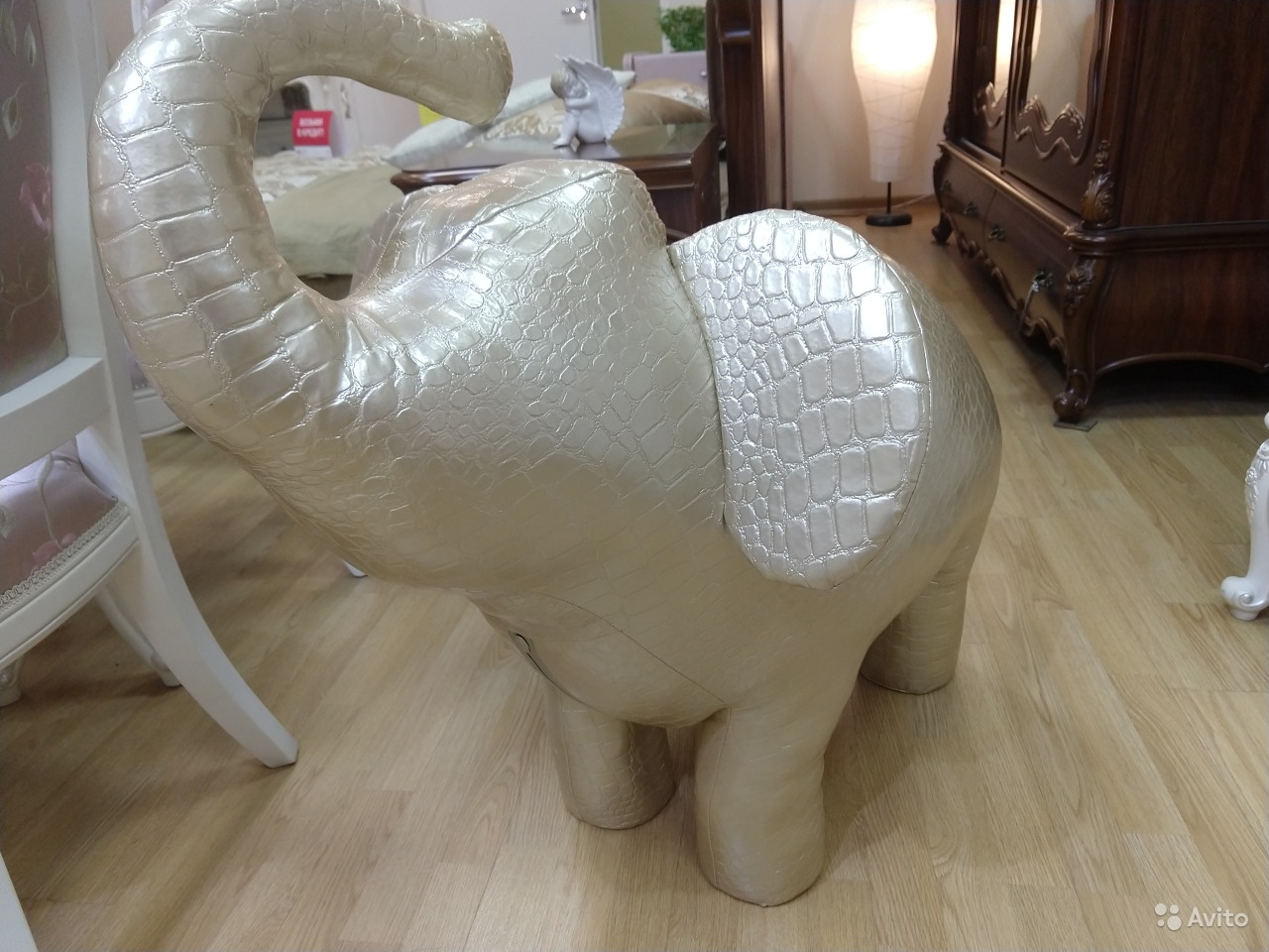 [b] ���� ������� �� 4 ������. ������� ����� ������� ������ �������, �����, ������, ��������, �������� � ����� ������. [b]