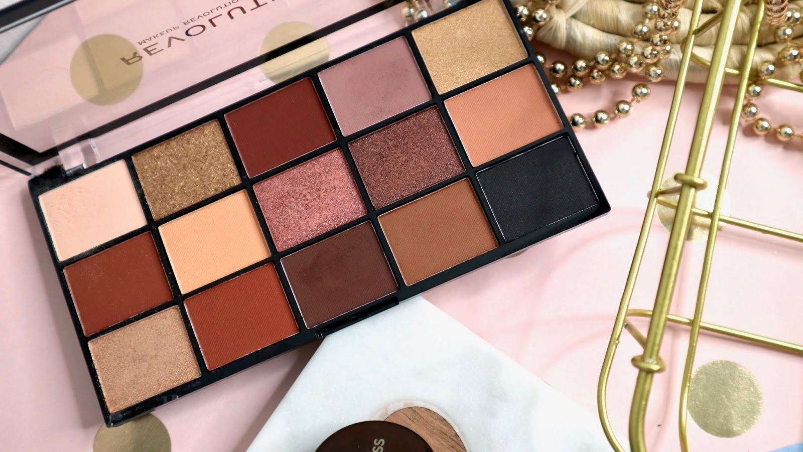 �������! � ������� ����� 5 ���� �������� ������� Velvet rose �� make up revolution. �������� ��������� ����! �������� � ������������� ����������������  ���� �� ����� ������ - � ������� ������ � ����������� � ��� ����� ����� ����� ���������!!!