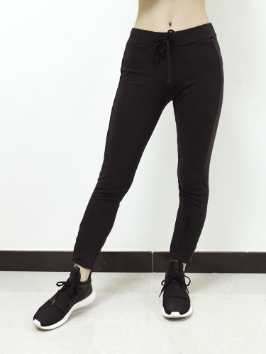 ����� �������   Fabletics    1090 ��� 