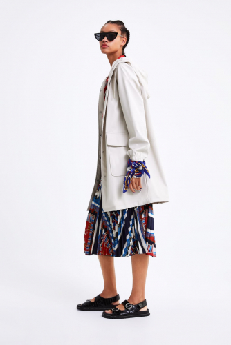 ������ �������   ZARA  ������� ����: 1990 ��� 