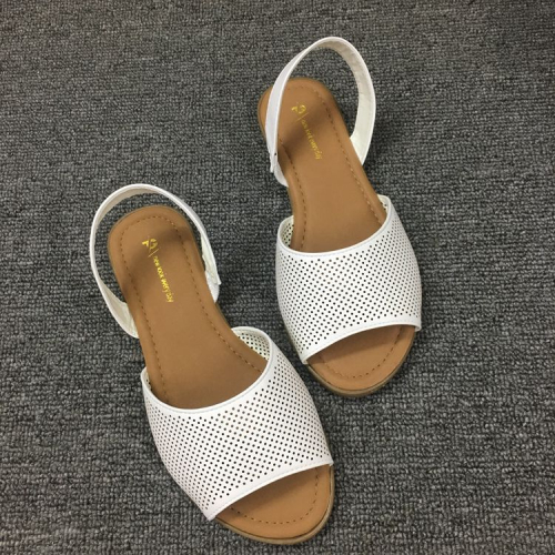 �������� �������  NEW LOOK   ������� ����: 1330 �   