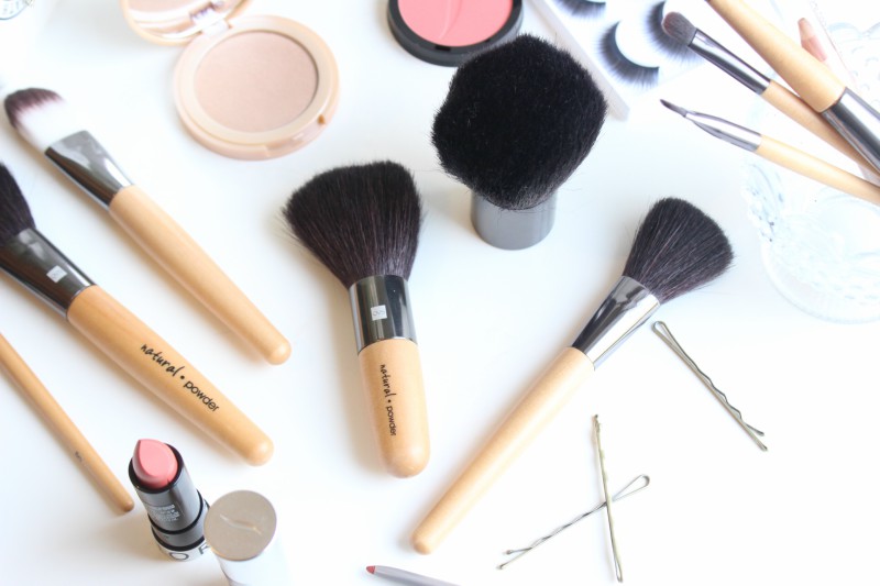 ���� �� 14 ���. ��������� �������������� �������! ���������� ��� �������, �������� � �������� QVS (�������) - ��� ������� ��������, ��������� ���� � �������� ������. � ����� Barbasol - ����� �� ���������� ������ ������� ��� ������ �� ���!22. 