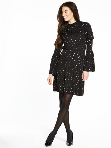 ������ ������� ������� ����: 1490 �