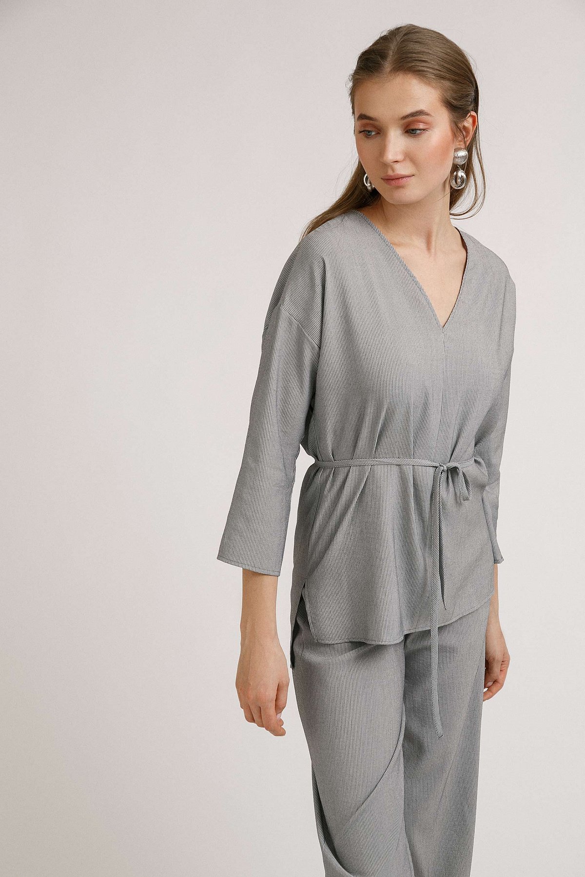 ����������! ������ � ������� � ������ �� 590 ������ (������: 1490 ���., ���� � ������� 3890 ���.) �������: 42-54