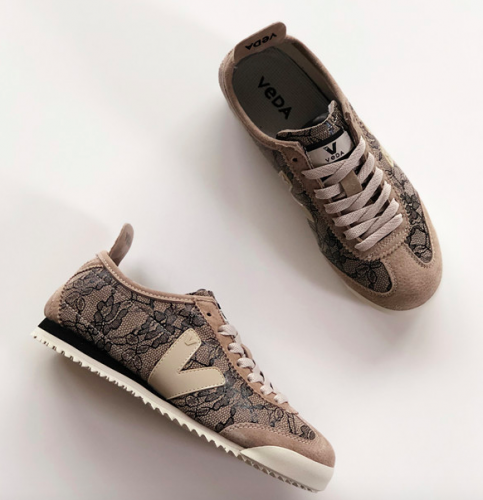 ��������� ������� ������� ����: 1700 �   �����: VEDA  