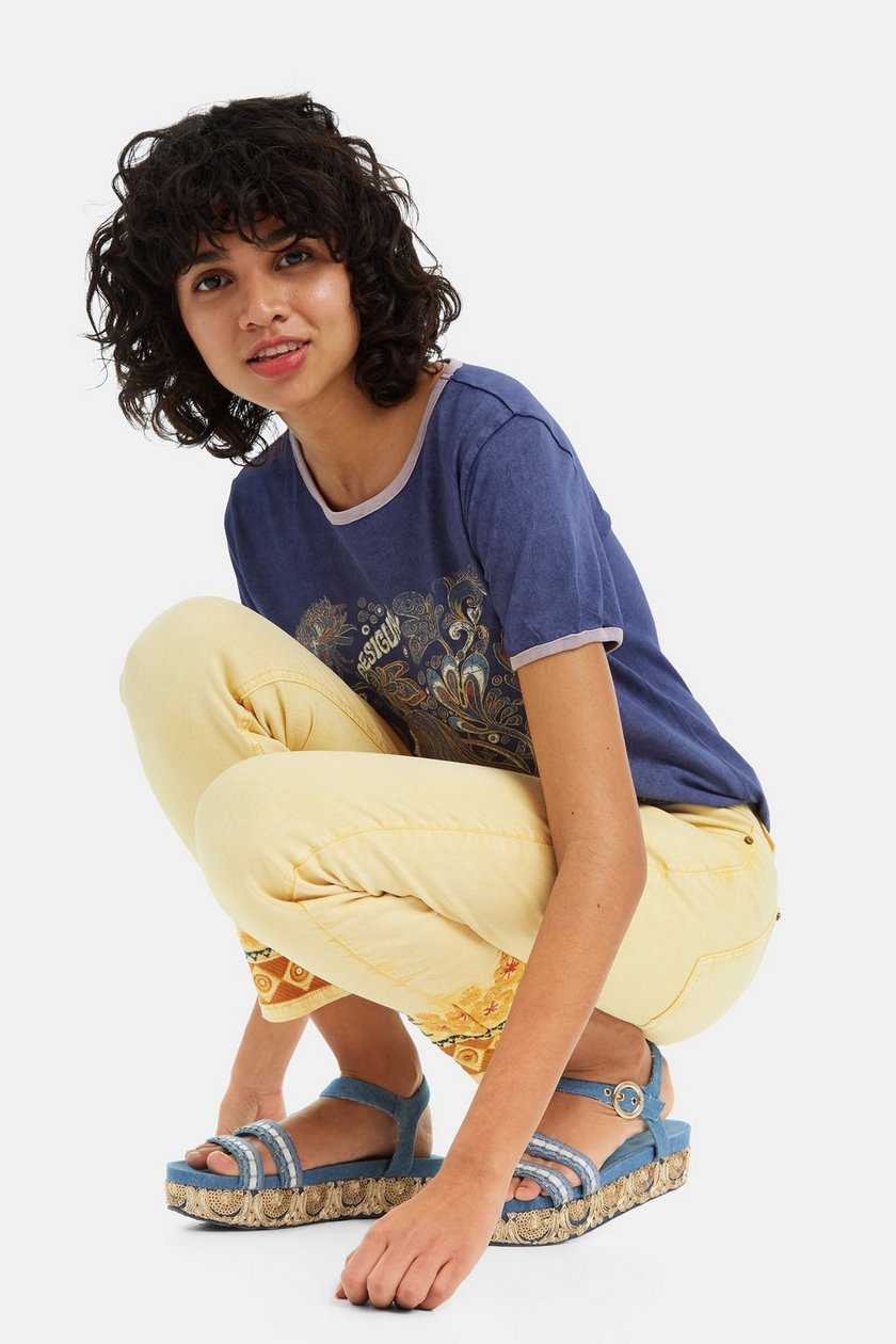 ������ ������� ������� ����: 2800 �   �����: Desigual 