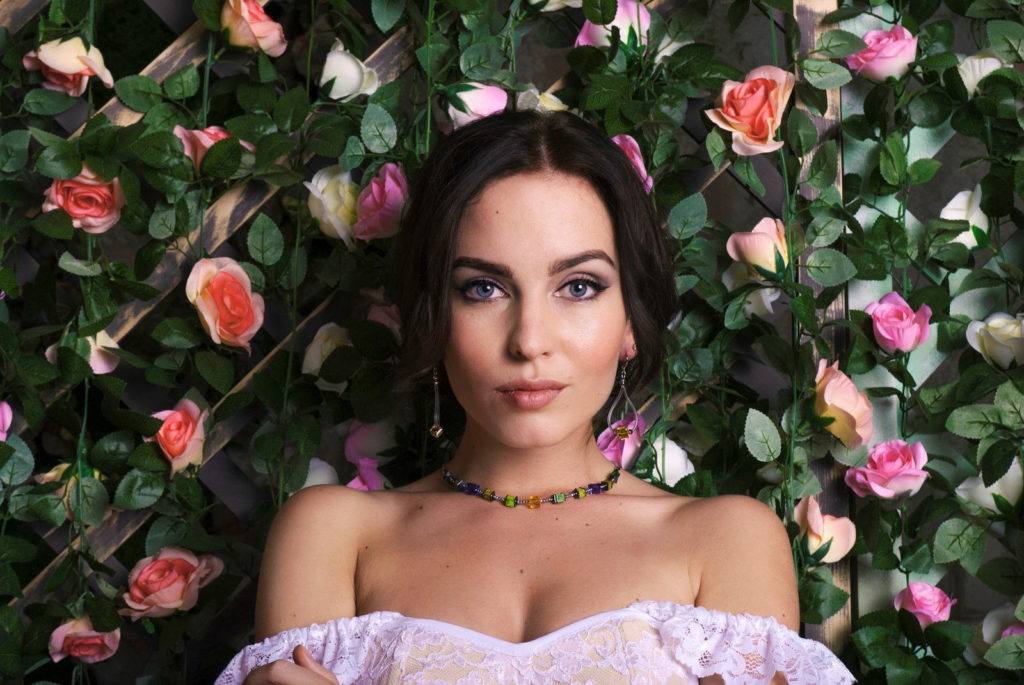 ���� ������� �� 16 �������. ������� ��������� ���������, ��������� ����� �������� ������ � �������. ��������� ������, �������, �����. ��������� ������� �������. �����-�����. ����������� ������. �������. ��������� � 8 �����.