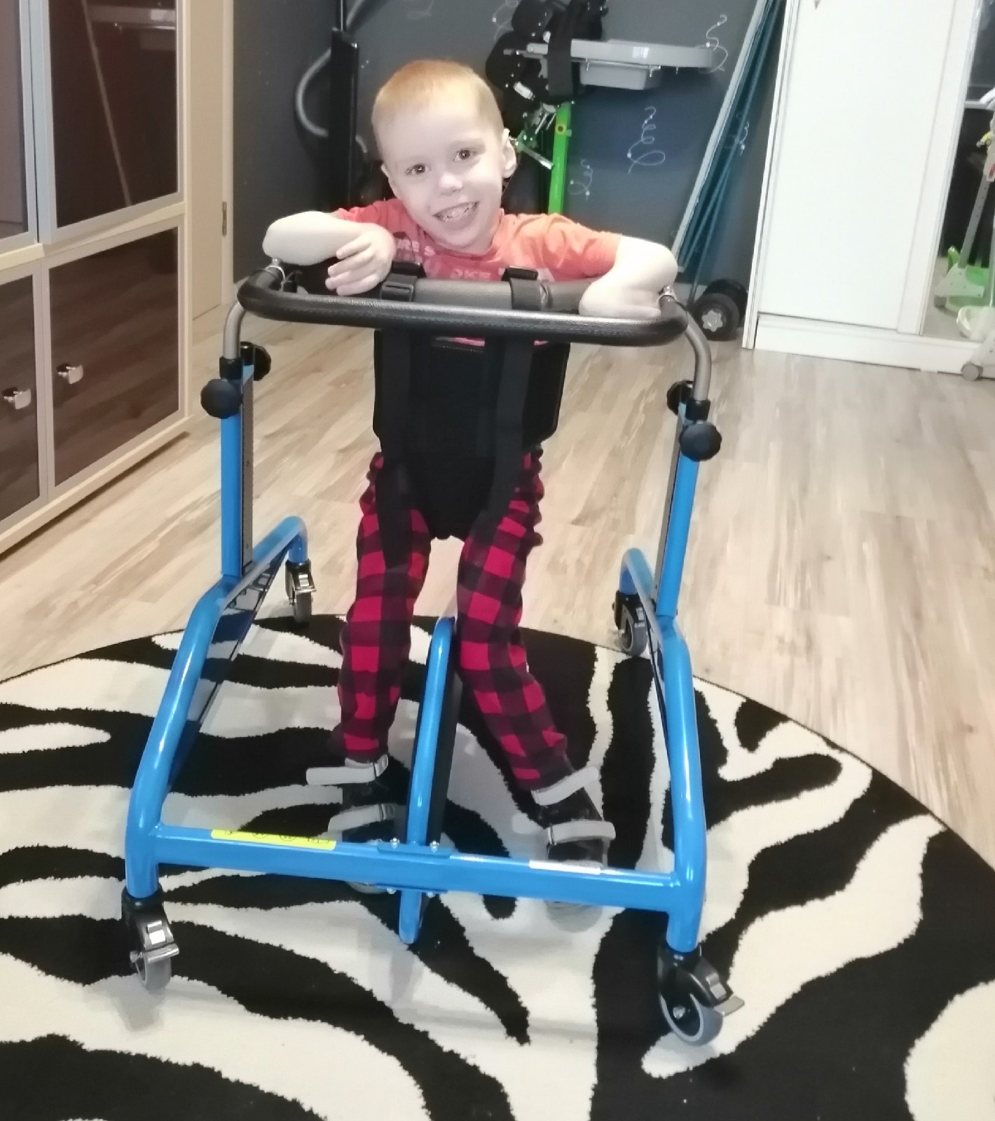 ������, �� �������� ���� ����� ����!   � ���� ��ģ��� ���� �� ������� ��£���.  ����� �������, 4 ����, ������, �. ����� ��� ��� ������!!!!!