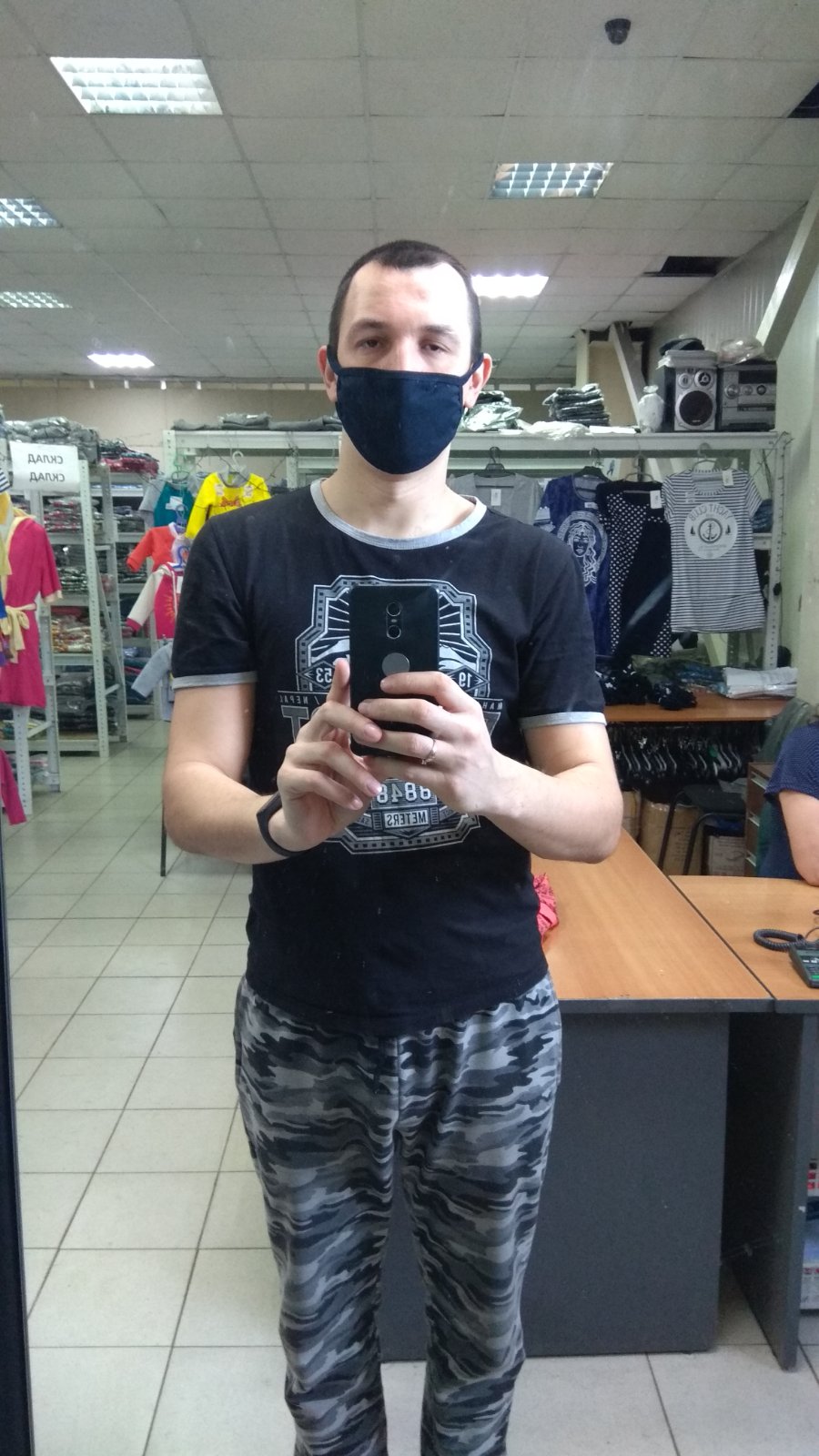 [b] ���� ������� �� 17.04. ����� ������������.���� 33 ��� ����. 1000 �� ��� � ����.[/b]