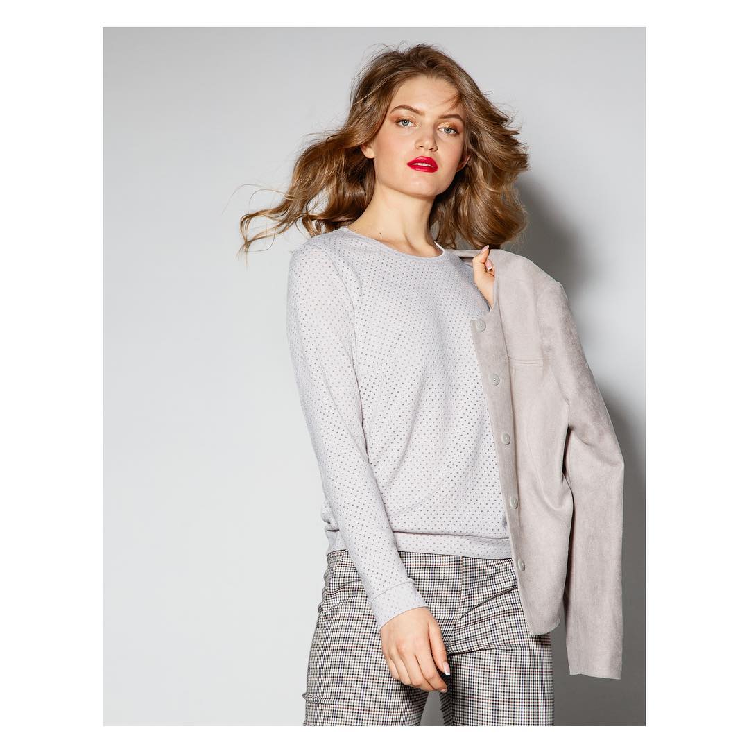 [b]���� �������. Fashion ����� Virele. ���������, ������������, ��������.  ������� ������� �������. ������� 40-50[/b]