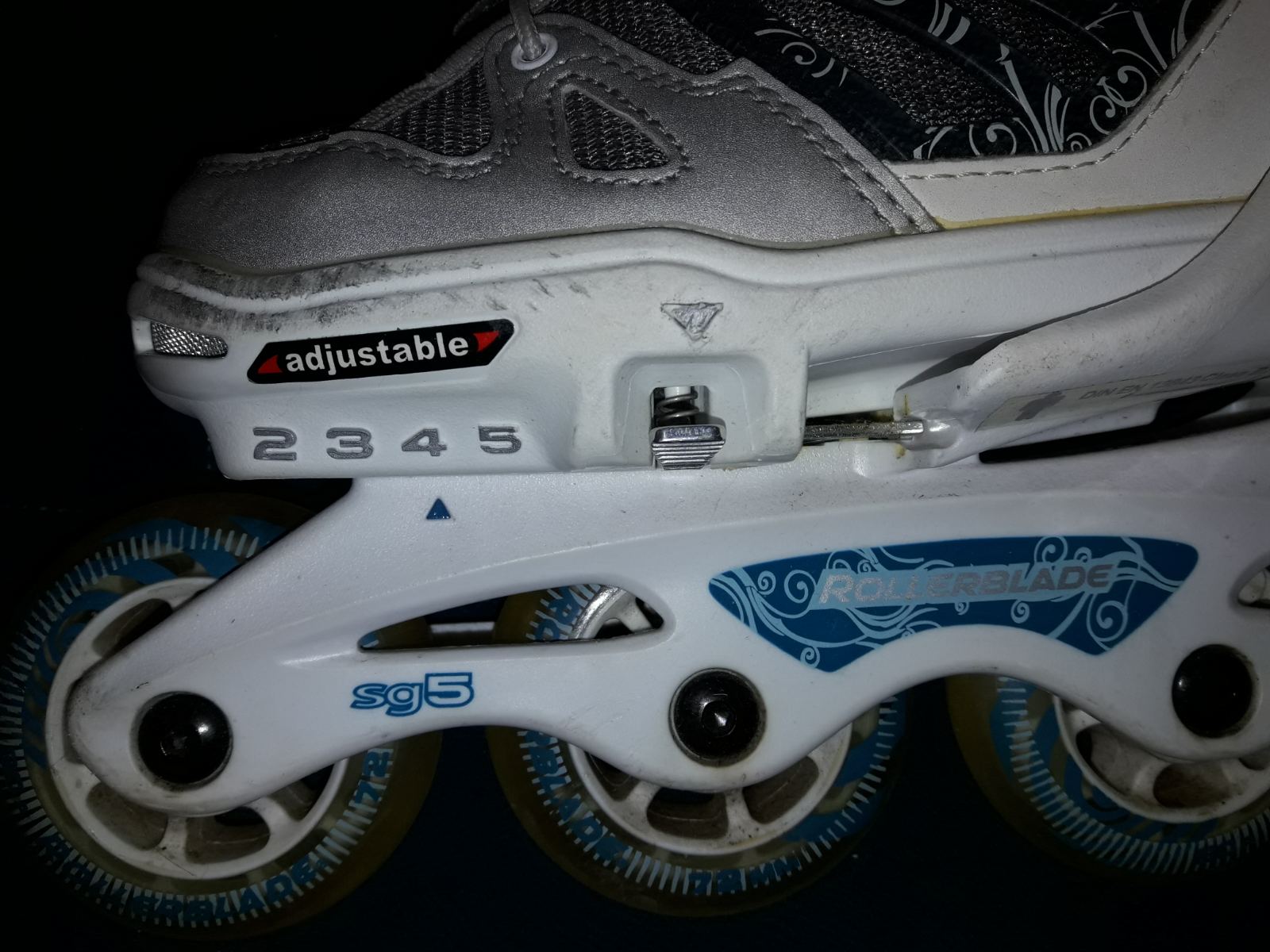 ������! �������, ������ �������������� ����, ���������� ��������� ������ �/� ��� ������� Rollerblade � ����������� �������� � ������������� ������������ ����������������. ������, ������ � ����� ���������. ������������ �� ������ ������ ������� 33-36,5. ���