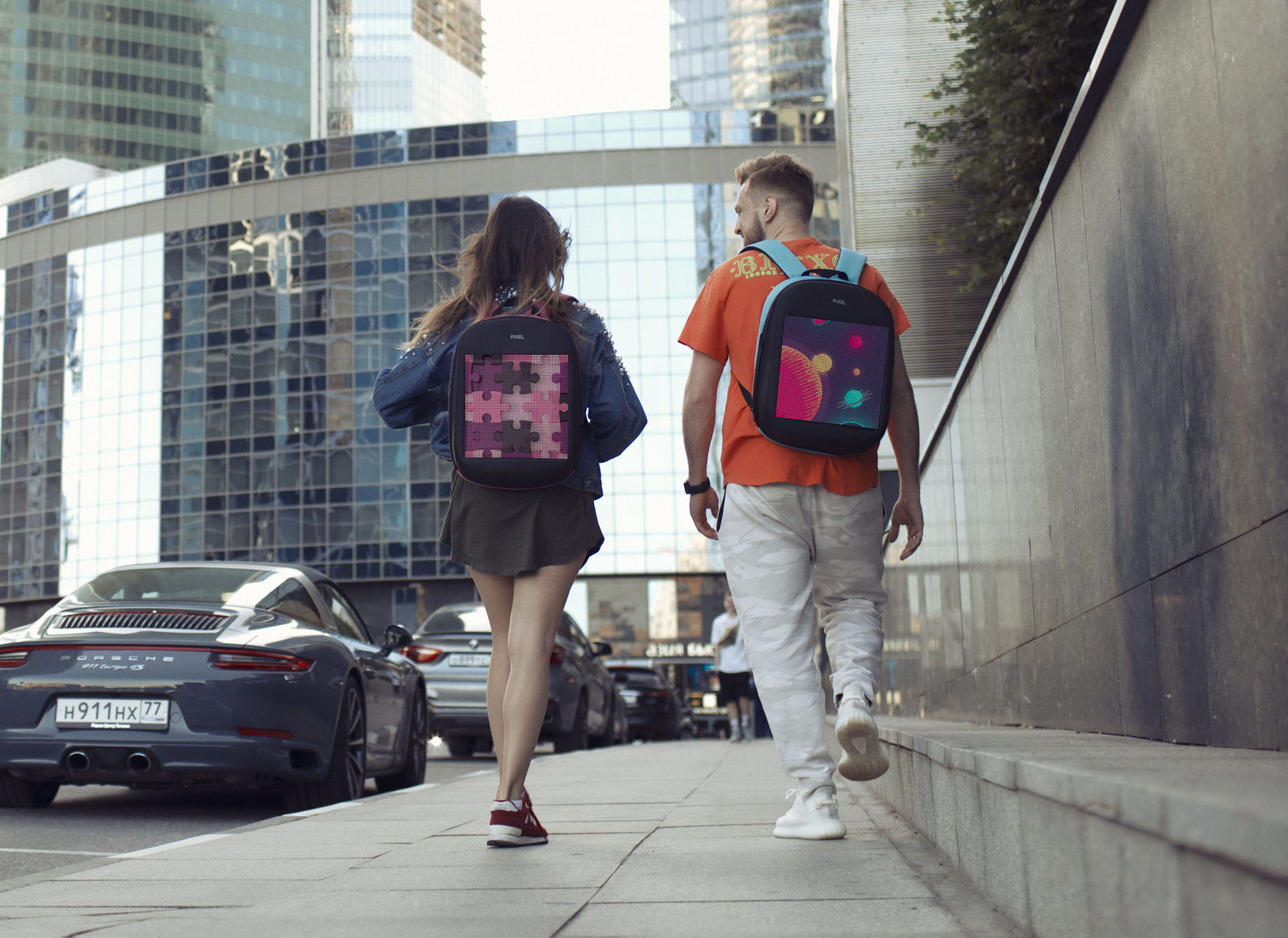 ���� �� 26.07.PIXEL-������ ������� ��� �����,���������� � �������� �� ����������� LED �������� � ����������� ����� ��������.����� ����� � ���������������. ���� ����� � �����������,��������� � ������ � ����� ������ �������� ������ � �������� PIXEL