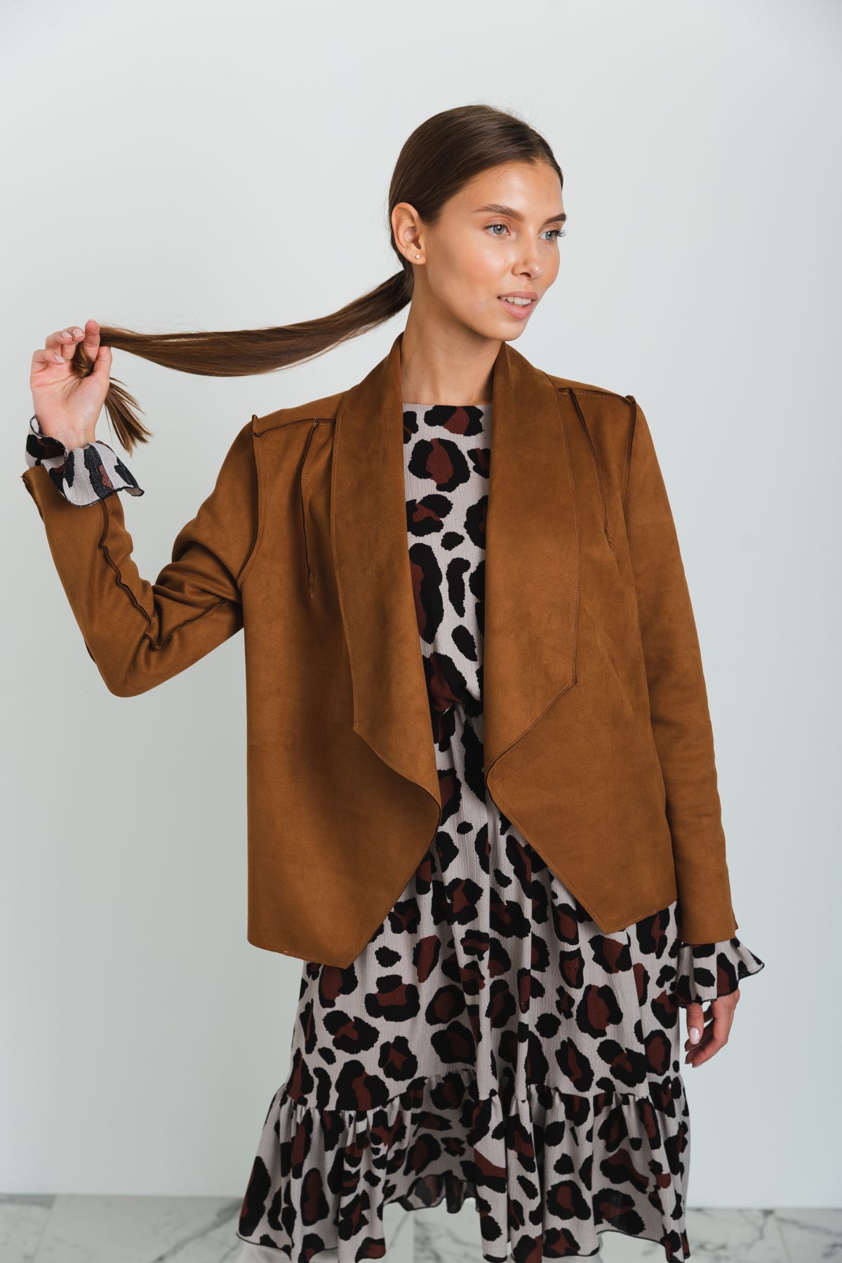 �������� ������ �� ����� ���������� 42 �-� ����� 999 ������