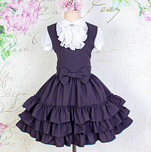 �������� ������� ��� ������� � ����� ��������. ����� V-��������, ����� ����� ����� �������� ������. � ���� - ��������� ���������. ����� �������  ������������� �� ������ � ������������ ������ �� ����. ������� ������� �������� ������. ������ ��������� �� ��