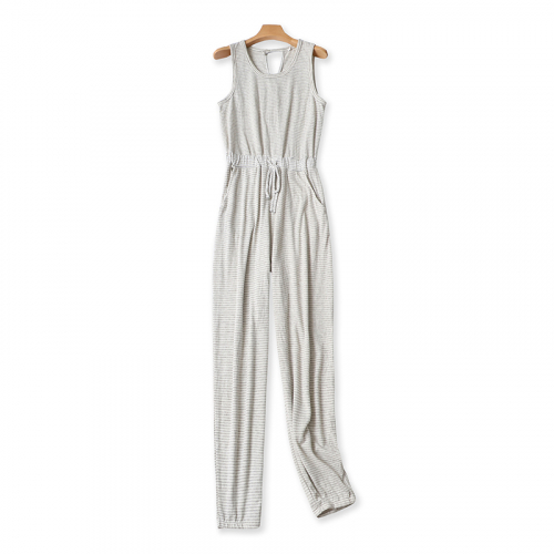 ����������    ������� ����: 590 �  