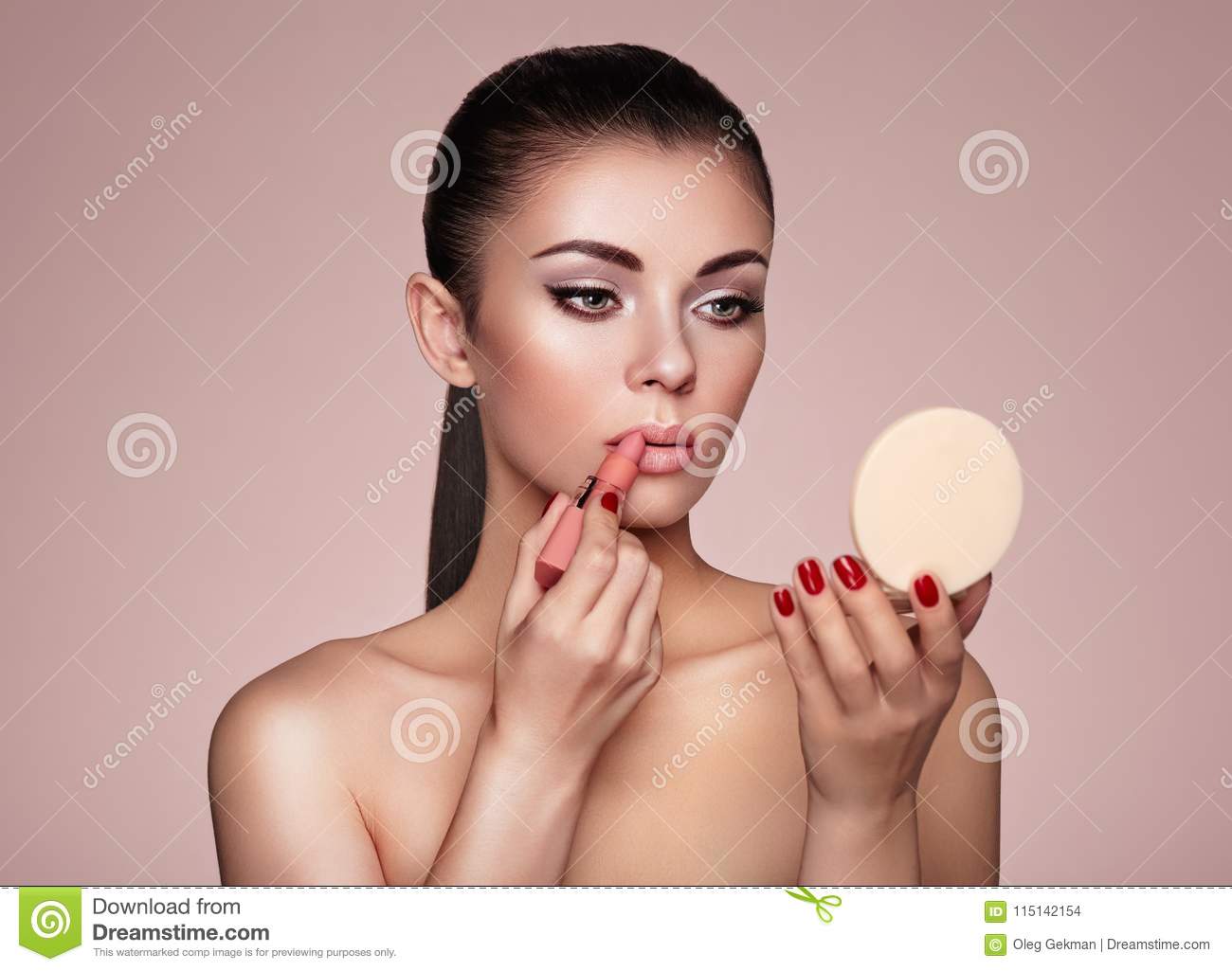 ��� ������������ ���������-13.������� ������ Divage,Bourjois,Vivienne sabo,Catrice,Makeup Revolution,Relouis,Essence, Lux visage � Eva �� ��������� �����