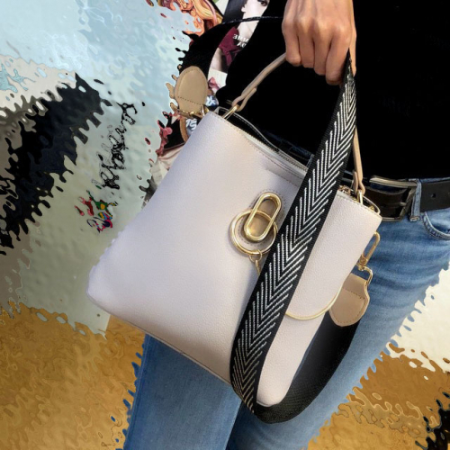 �������� ���� �� 20.08.������ 3 ���.����� �� ������ �� �������-14.����� �����������.