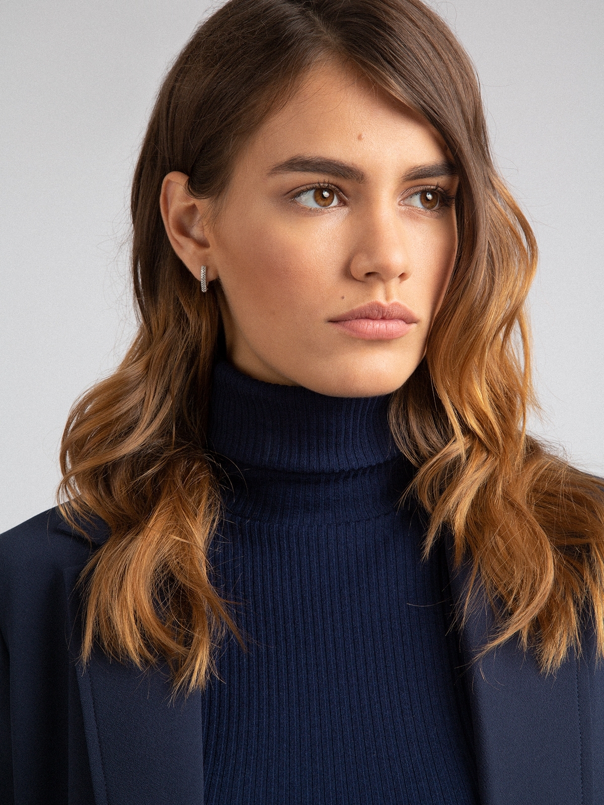 ������� ��������� �� ������ � ������� ������. ������������� ������ �������� ��� ����������,��������,������������, ������� � ���������� ����������.