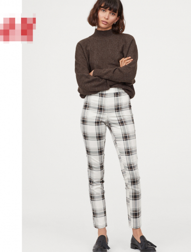 ����� ������� ����: 890 �   