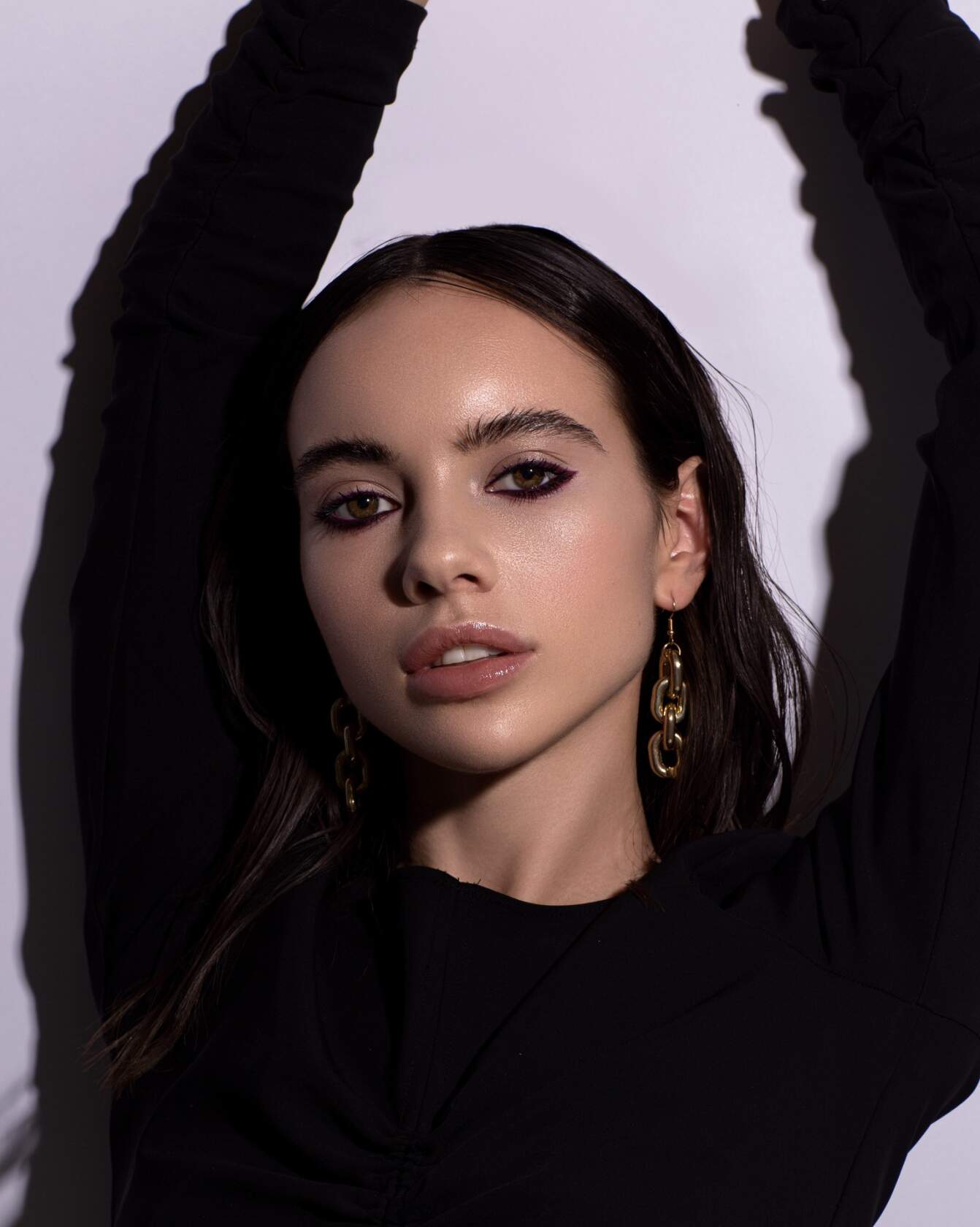 ���� �� �� �� ������������, �� �� ����� ���� ���� �� ���������! ������������ ������� ����� Liner Virtuose Kajal �������� �������� �� ��������� � ������������ ���������� ���� ���� ��� ����� ������ �������.