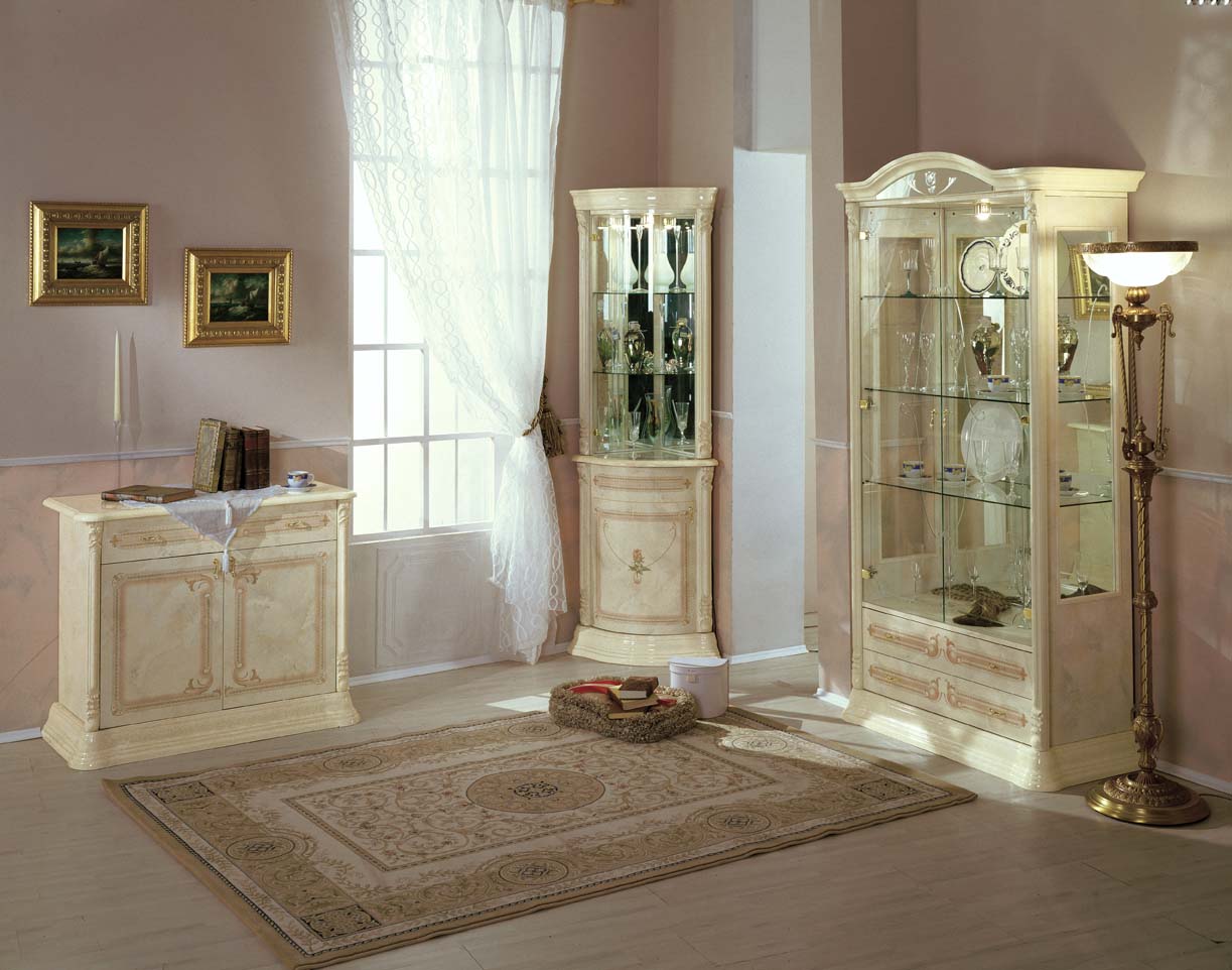 [b] ���� ������� �� 10 ������� . �������� ������ � ������������ �����, �����, ��������, ��������� ������  [/b]