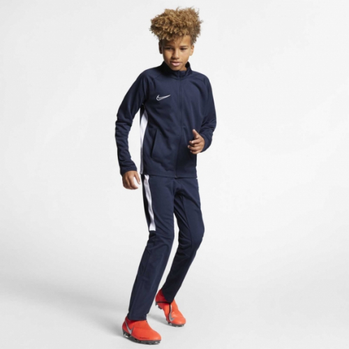 ������ � ����� �� ��� ������ - �� �������� �� �������� ��������� Nike, Reebok, Puma, Salomon, Tantino � Under Armour! ����� ��������� � ������������ ������! ������� �����������