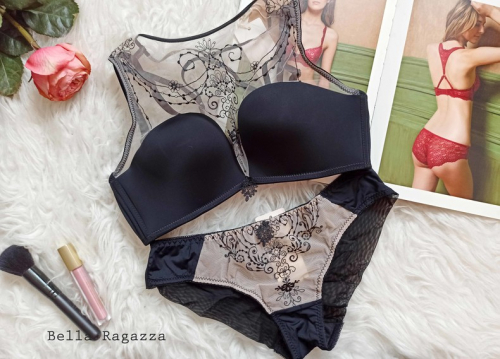  �� Bella Ragazza. ��������, ������� � ������������ ������ ����� �� ����� �������� �����. �������� �������.