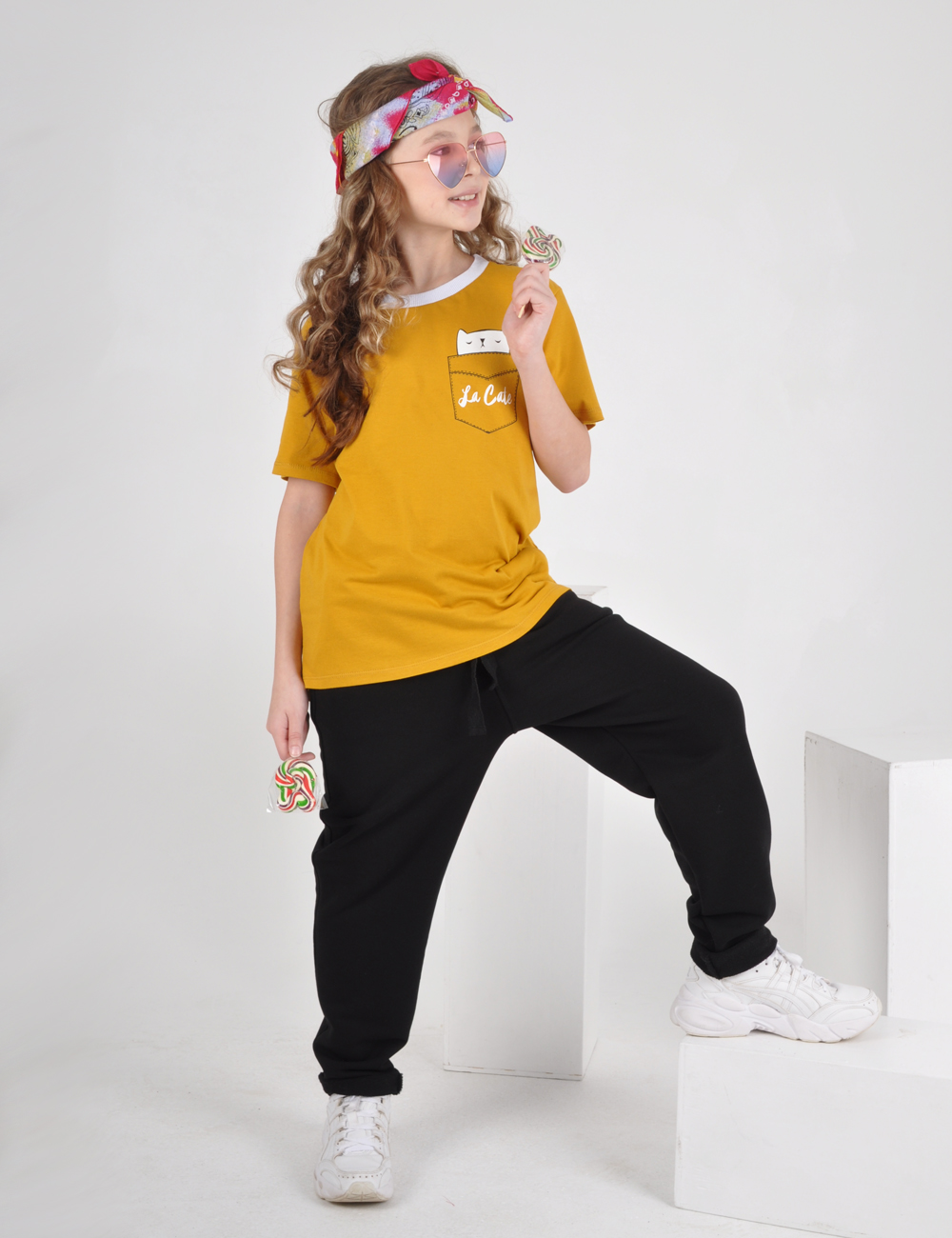 ���� �� 16.03. ������� �������� �� �@����! ��� ��������� � �������! �������, ��������, ������, ����� � ��������! ������� �� 30 �� 42-��. ���� �� 100���.