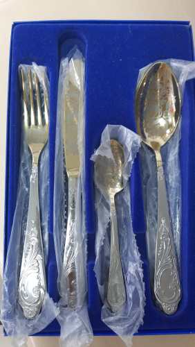 � ������� ���������� �����!!!! ���� �������� � �������?  ����� 4 �-11 "����������" �������� ��� ��  ������� ����: 572 �+���  ������� ���: �� ����  ����������� �������������� �������� �����. ������� �� ������-���������� �������� ���, � 325 �����,