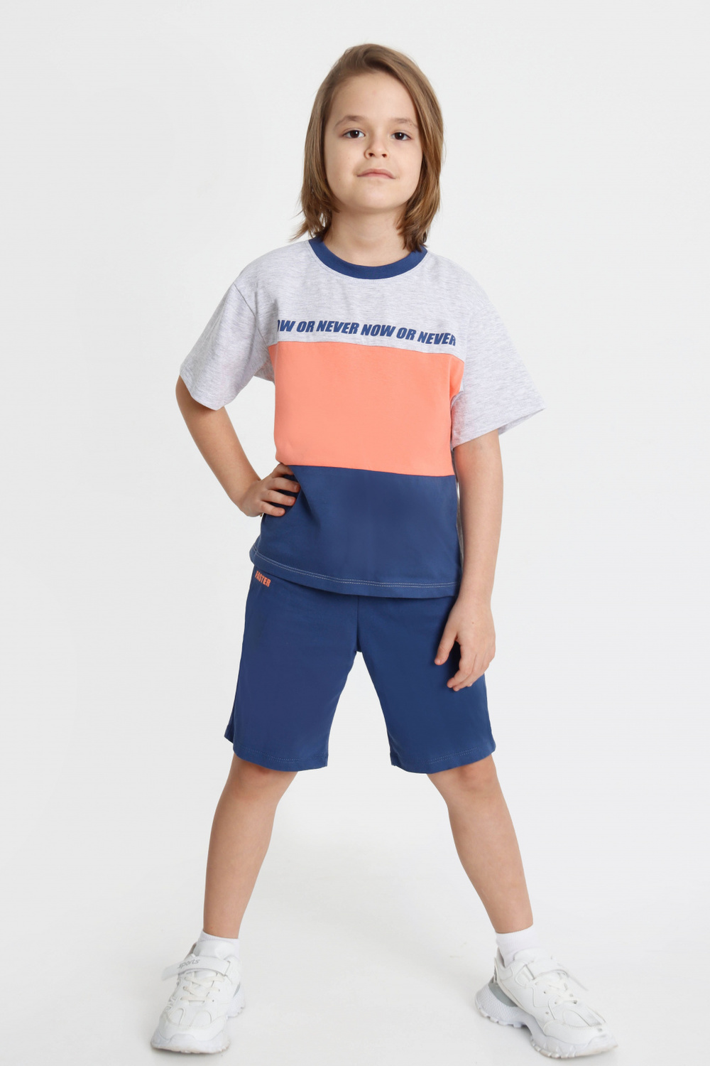 ���� �� 12.04. ������� �������� �� �@����! ��� ��������� � �������! �������, ��������, ������, ����� � ��������! ������� �� 30 �� 42-��. ���� �� 100���.